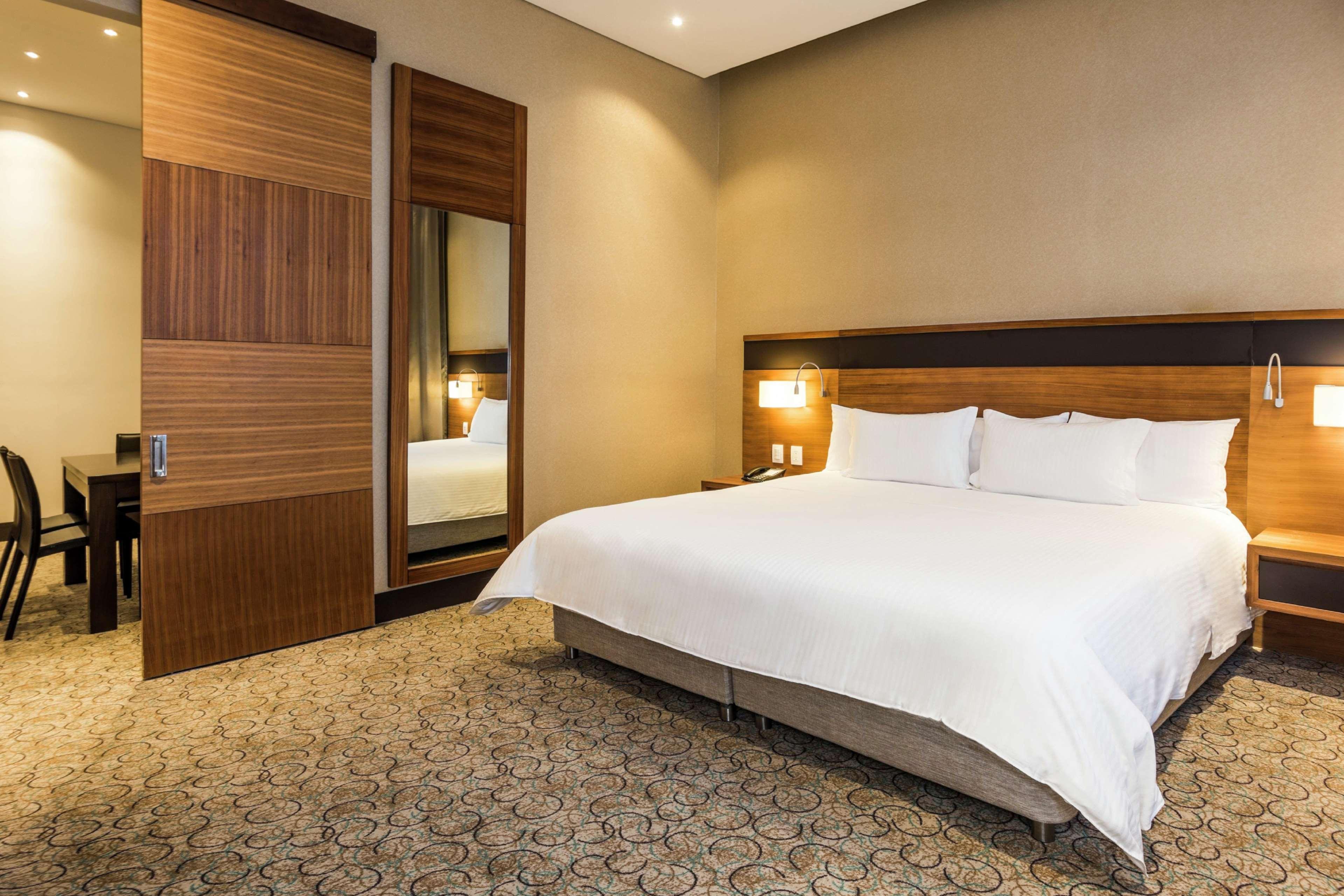 Doubletree By Hilton Bogota Parque 93 Hotel Ngoại thất bức ảnh