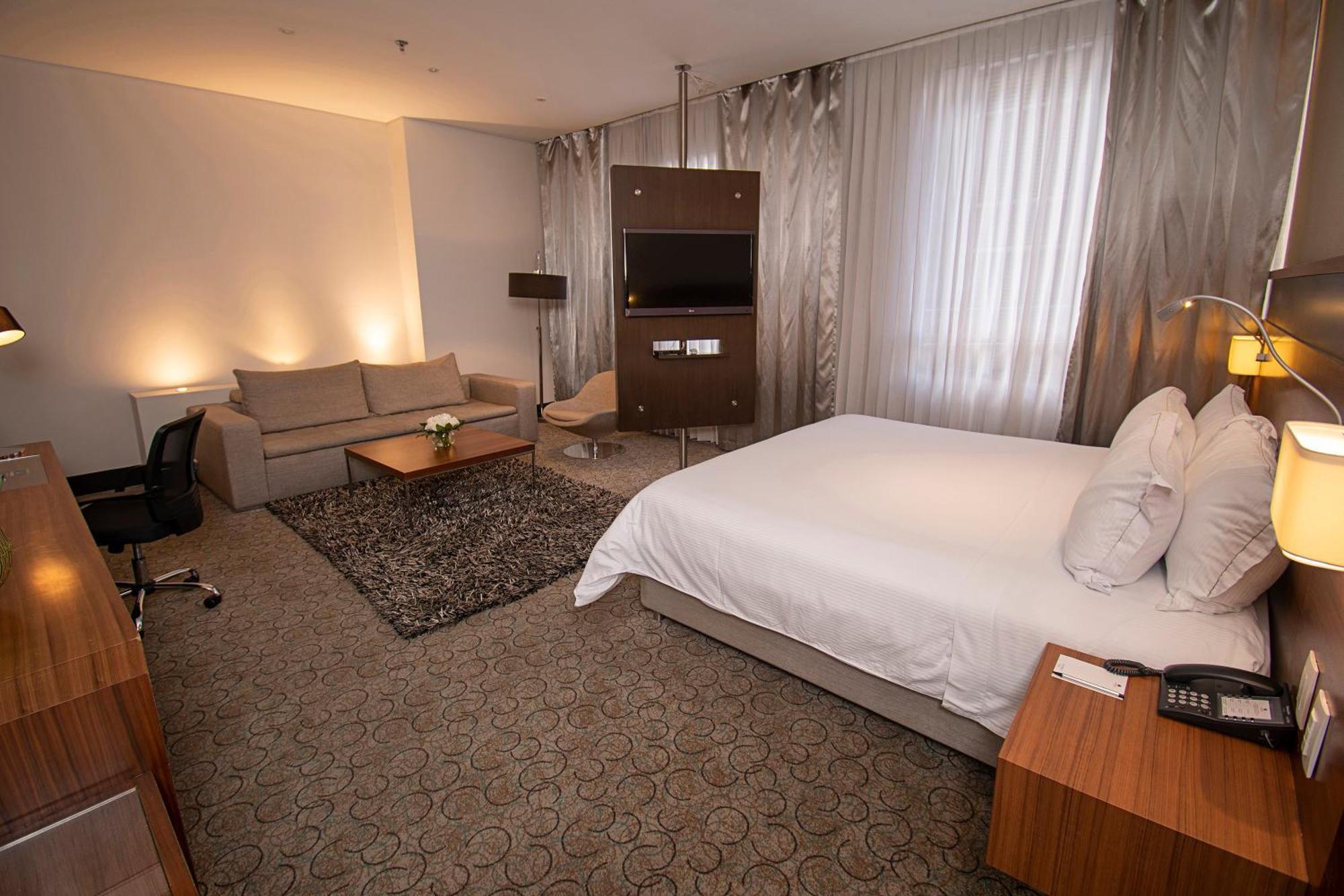 Doubletree By Hilton Bogota Parque 93 Hotel Ngoại thất bức ảnh