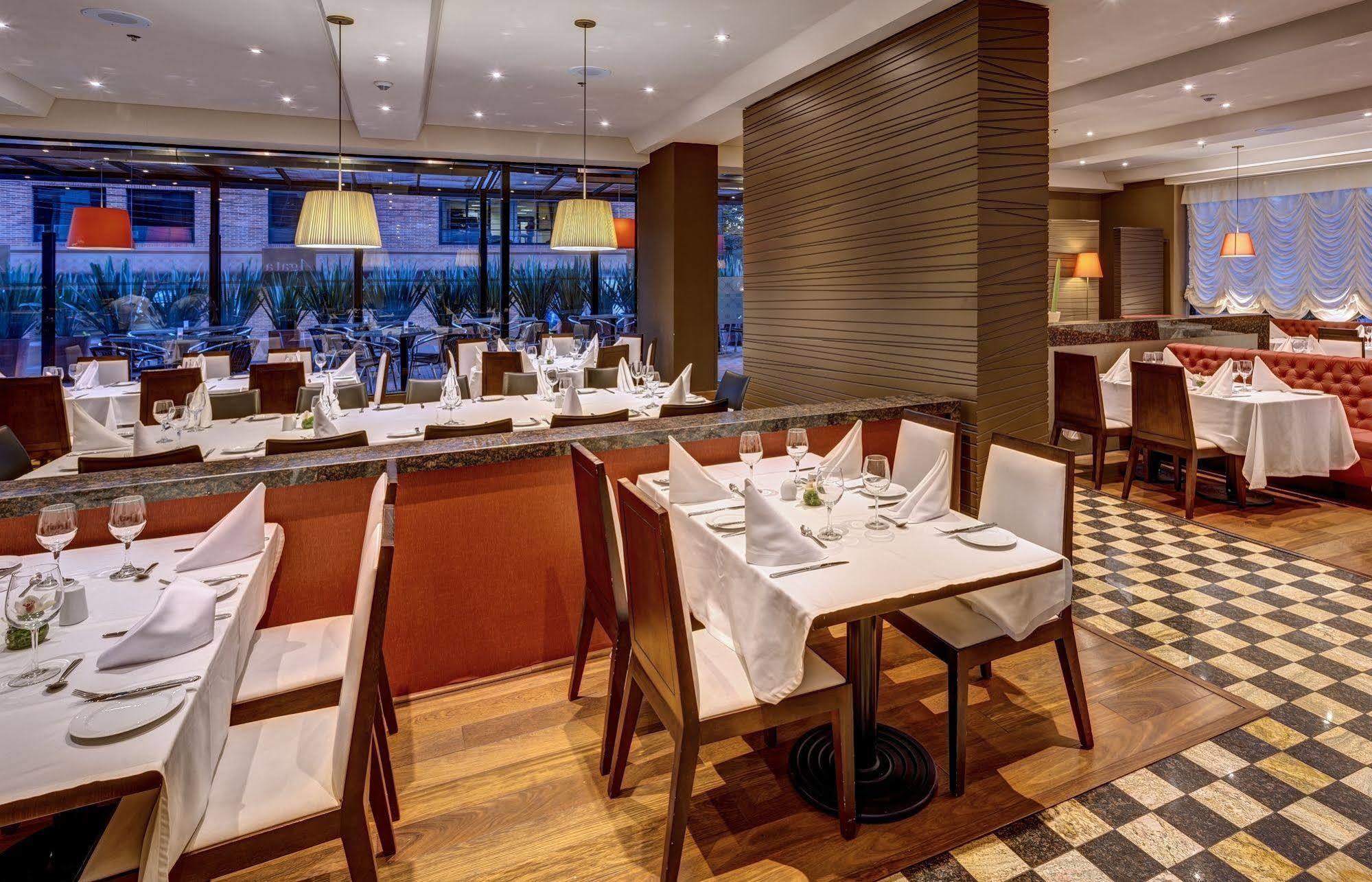Doubletree By Hilton Bogota Parque 93 Hotel Ngoại thất bức ảnh