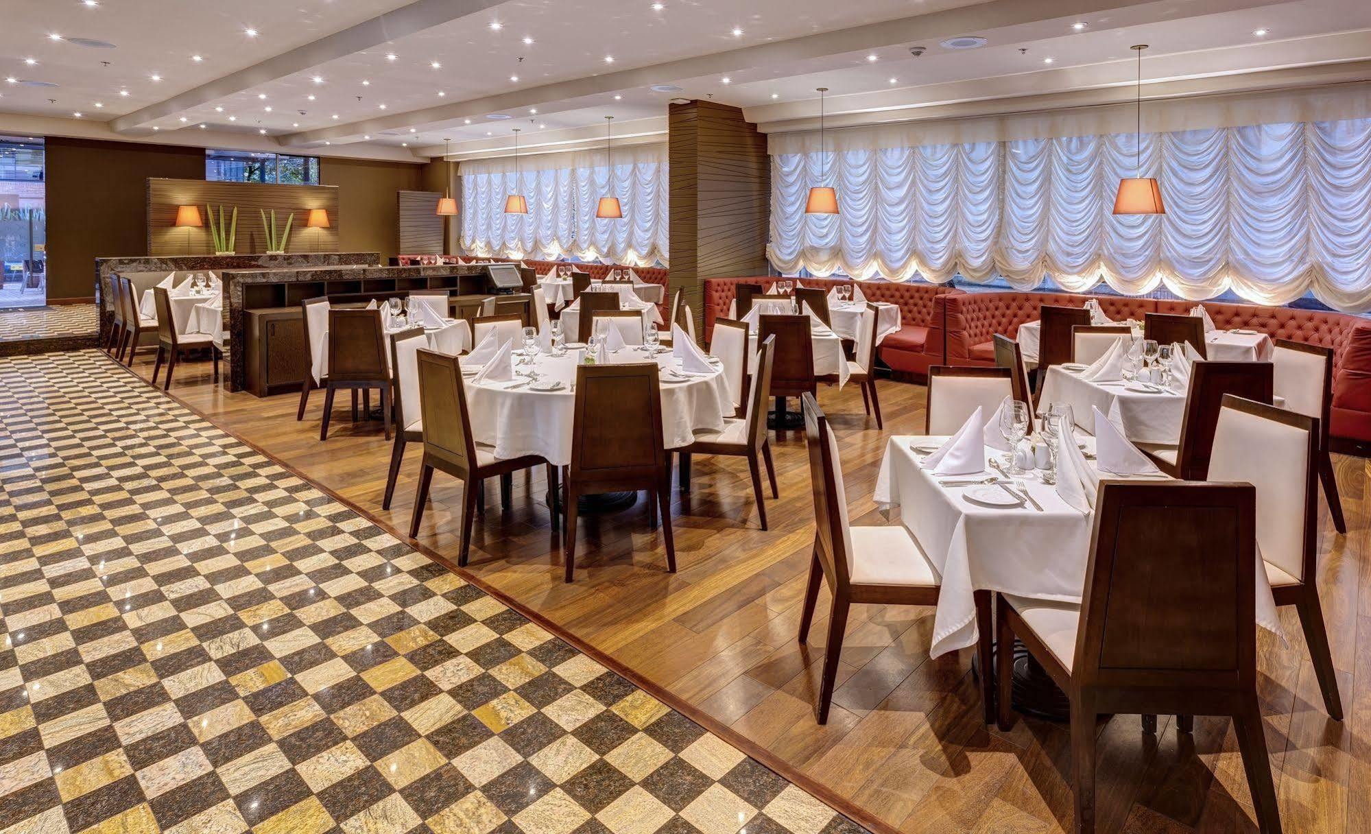 Doubletree By Hilton Bogota Parque 93 Hotel Ngoại thất bức ảnh